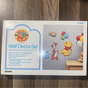 The Winnie Pooh wall decor set